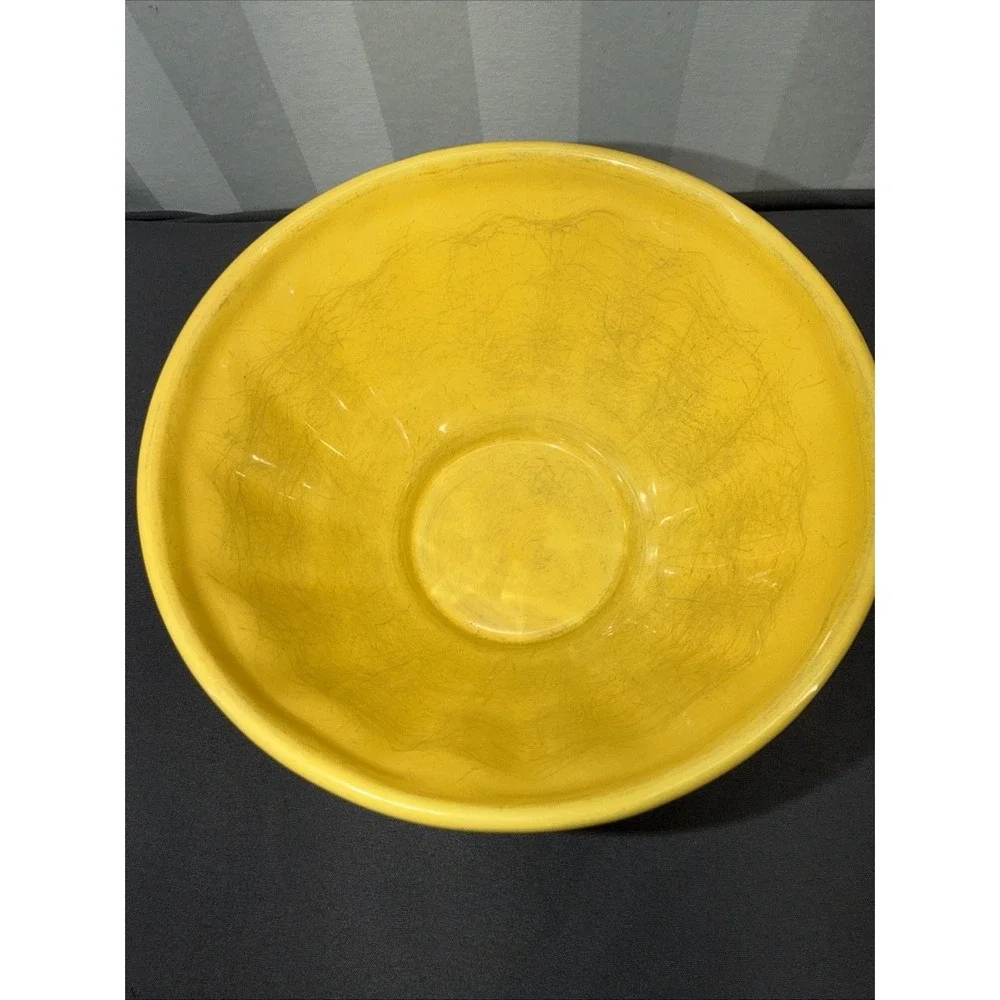 Pottery Barn Cafe Ice Cream/Cereal Bowl Yellow Small 5.5